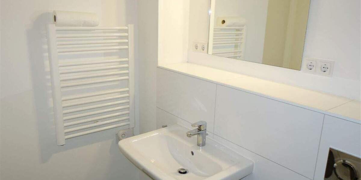 Etagenwohnung Mönchengladbach Stadtmitte - 2 Zimmer, 53 m&sup2;, 714&euro; | Angebot:25052080