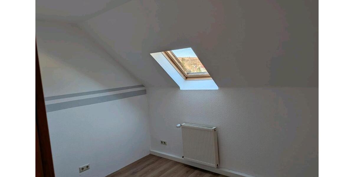 Dachgeschoßwohnung Gerbstedt - 2 Zimmer, 66 m&sup2;, 364&euro; | Angebot:25546557