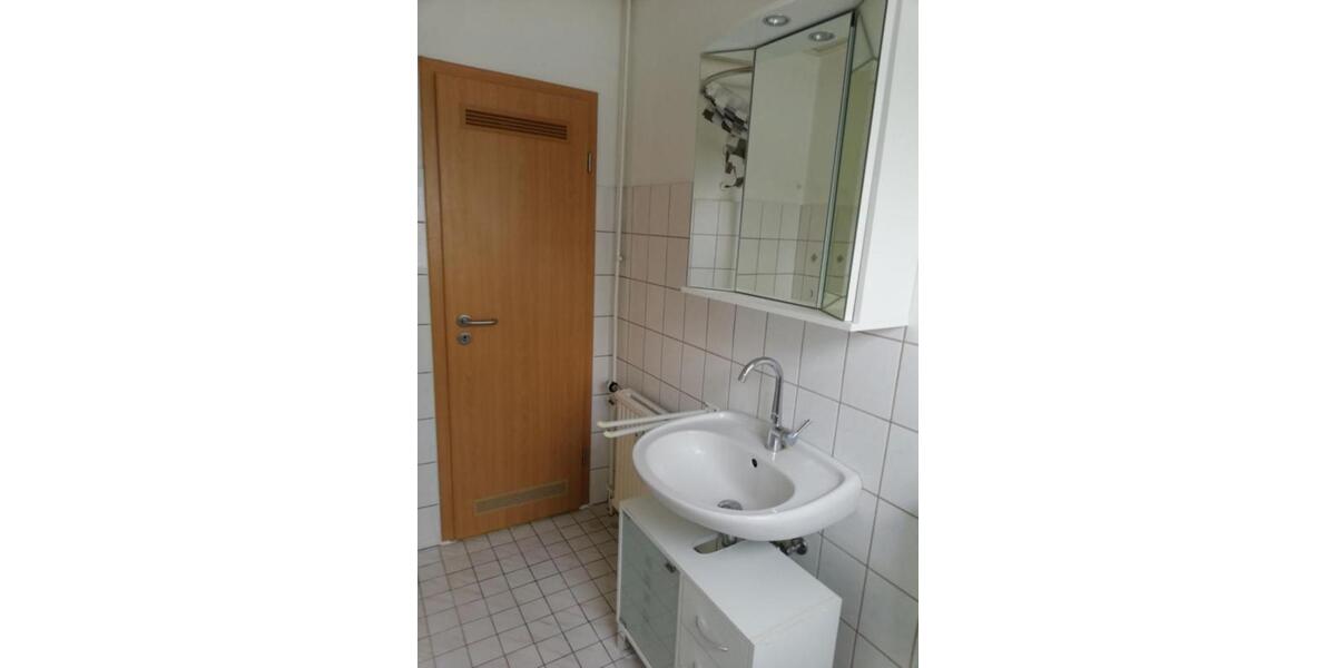 Schöne 2 Raum Wohnung an Single ab 01.12.2025 zu vermieten 2 zimmer