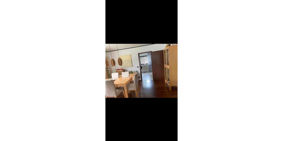 Etagenwohnung Kirchhundem - 3 Zimmer, 116 m&sup2;, 900&euro; | Angebot:25162077