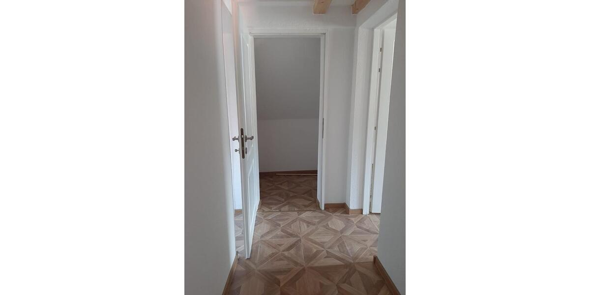 Dachgeschoßwohnung Meiningen - 2 Zimmer, 49 m&sup2;, 450&euro; | Angebot:24865355