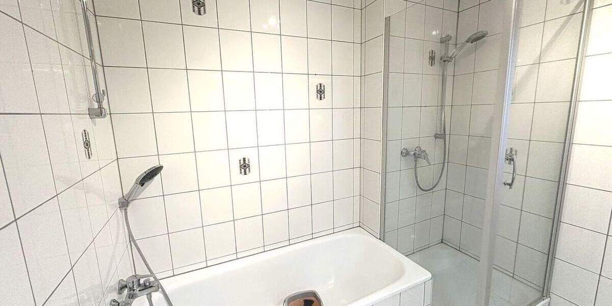 Etagenwohnung Trier Weismark-Feyen - 3 Zimmer, 102 m&sup2;, 1.100&euro; | Angebot:25679455