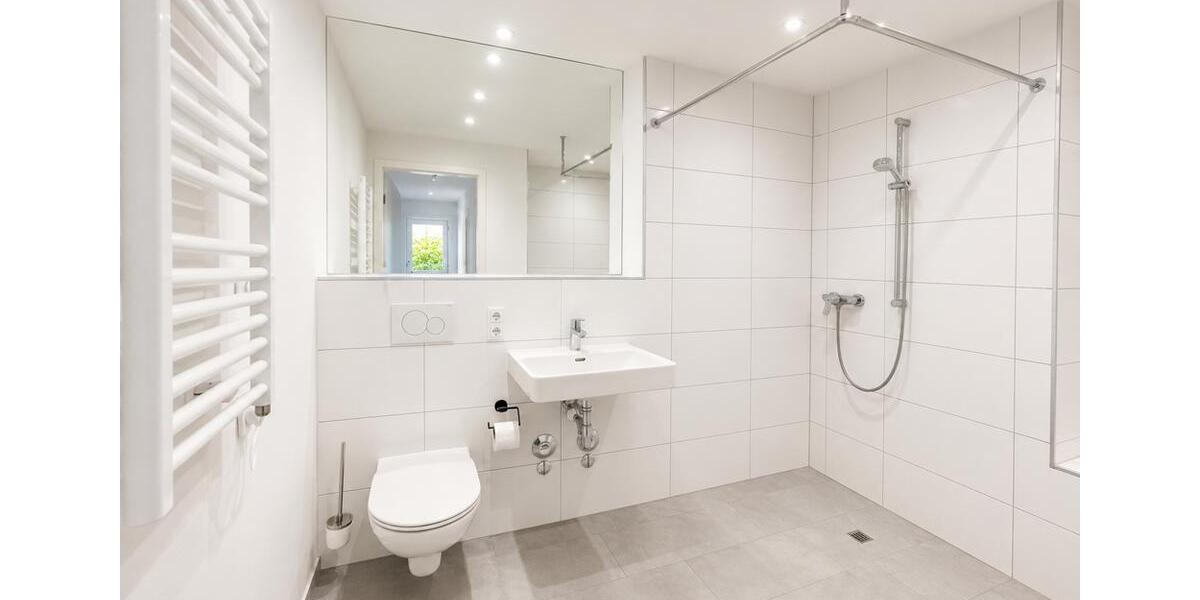 Etagenwohnung Duisburg Angerhausen - 4 Zimmer, 100 m&sup2;, 1.300&euro; | Angebot:26489441