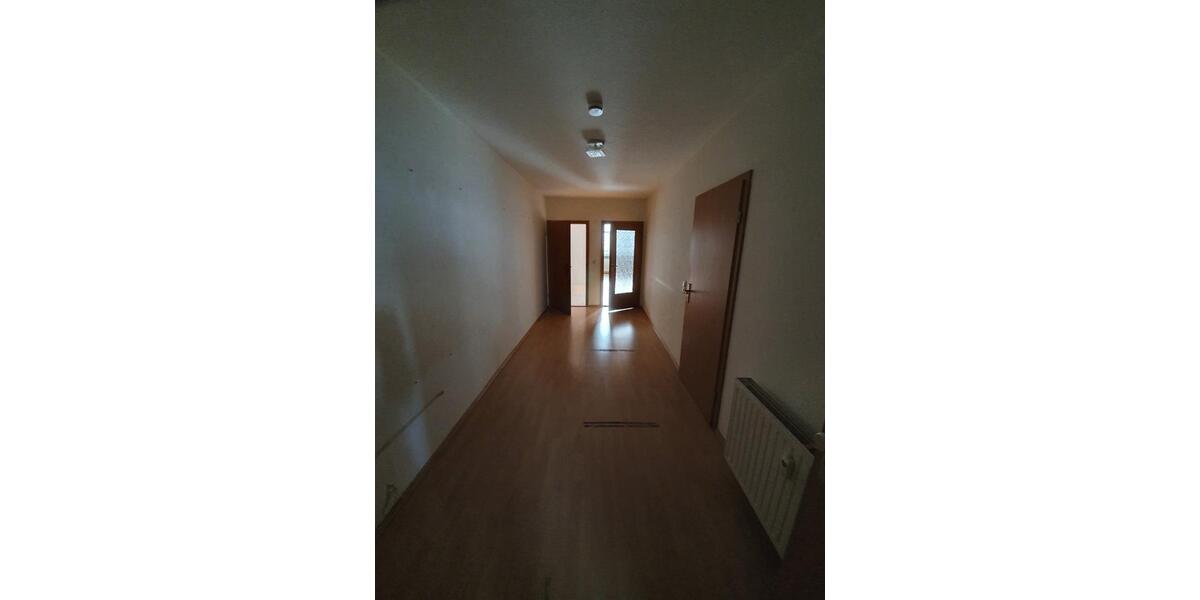 Etagenwohnung Schleiz - 3 Zimmer, 84 m&sup2;, 520&euro; | Angebot:25717625