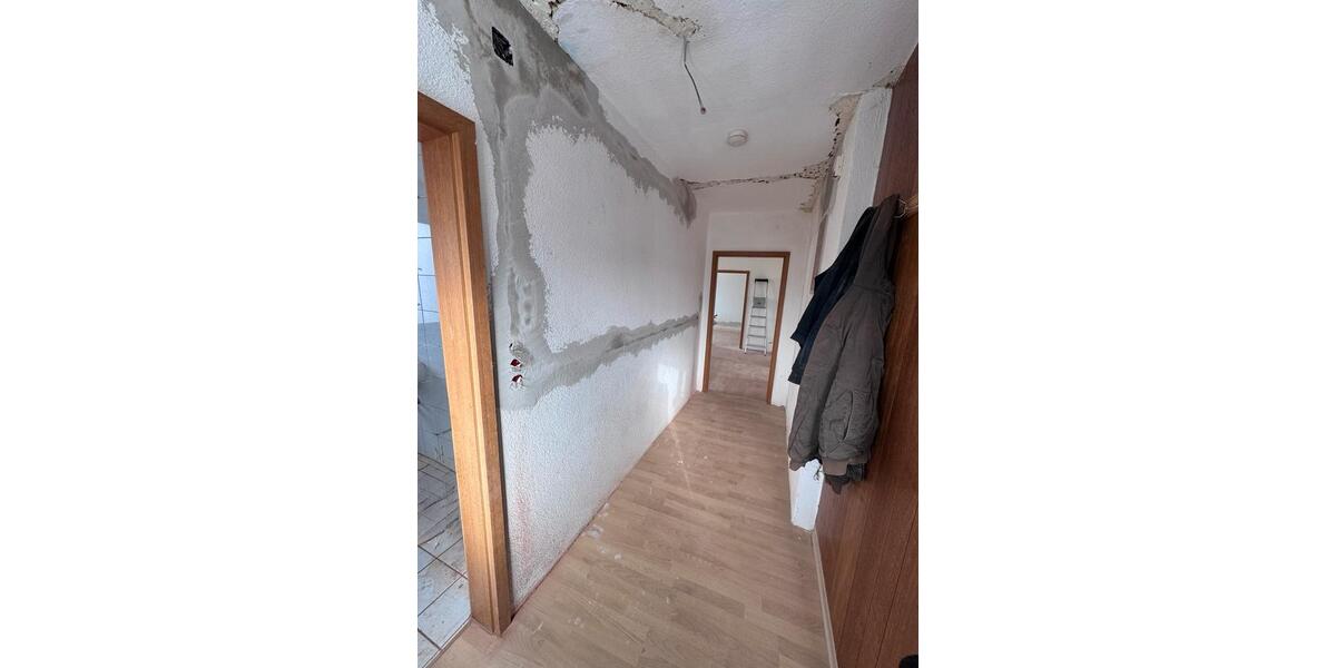 Etagenwohnung Kassel - 4 Zimmer, 80 m&sup2;, 830&euro; | Angebot:24806761