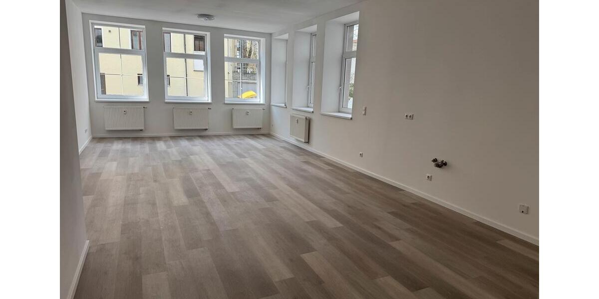 Erdgeschoßwohnung Simbach am Inn - 2 Zimmer, 88 m&sup2;, 650&euro; | Angebot:26023299