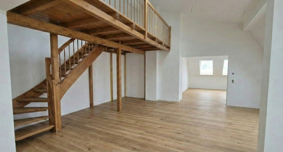 Dachgeschoßwohnung Leipzig Mitte - 5 Zimmer, 170 m&sup2;, 2.980&euro; | Angebot:25136049