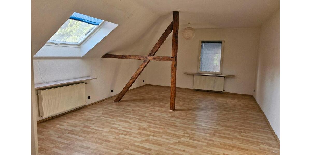 Dachgeschoßwohnung Wuppertal Gemarkung Barmen - 2 Zimmer, 78 m&sup2;, 657&euro; | Angebot:26497694