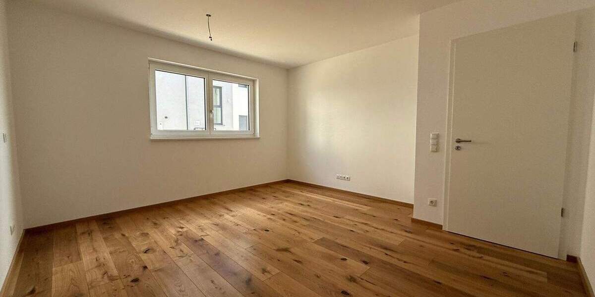 Etagenwohnung Tüßling - 3 Zimmer, 99 m&sup2;, 1.275&euro; | Angebot:25845681