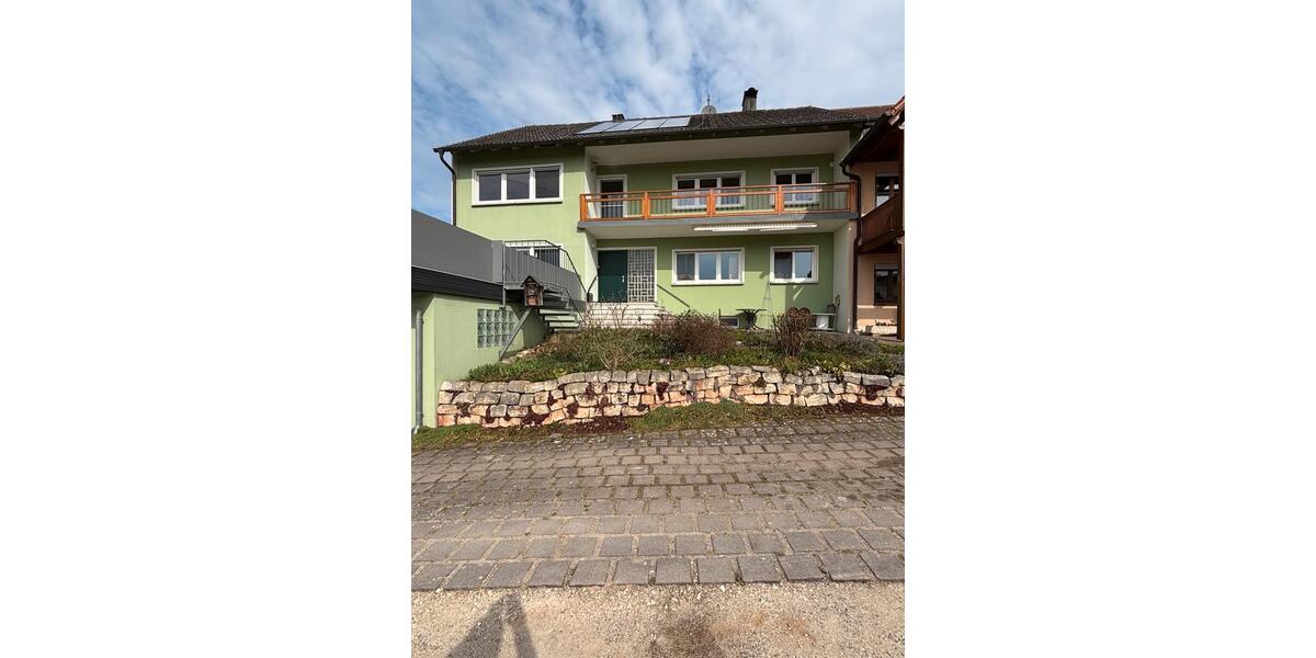 Etagenwohnung Absberg - 5 Zimmer, 106 m&sup2;, 840&euro; | Angebot:26040551