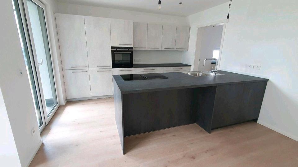 Erdgeschoßwohnung Weyhausen - 3 Zimmer, 96 m&sup2;, 1.285&euro; | Angebot:26588542