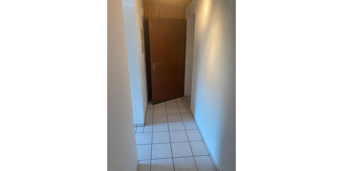 Etagenwohnung Siegen - 3 Zimmer, 58 m&sup2;, 490&euro; | Angebot:26706042