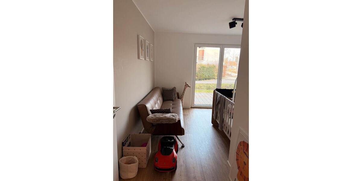 Erdgeschoßwohnung Gernsbach - 3 Zimmer, 83 m&sup2;, 1.485&euro; | Angebot:26097397