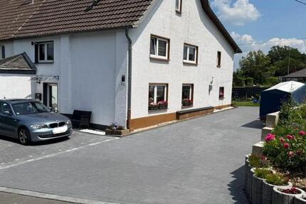 Gemütliche Doppelhaushälfte zimmer