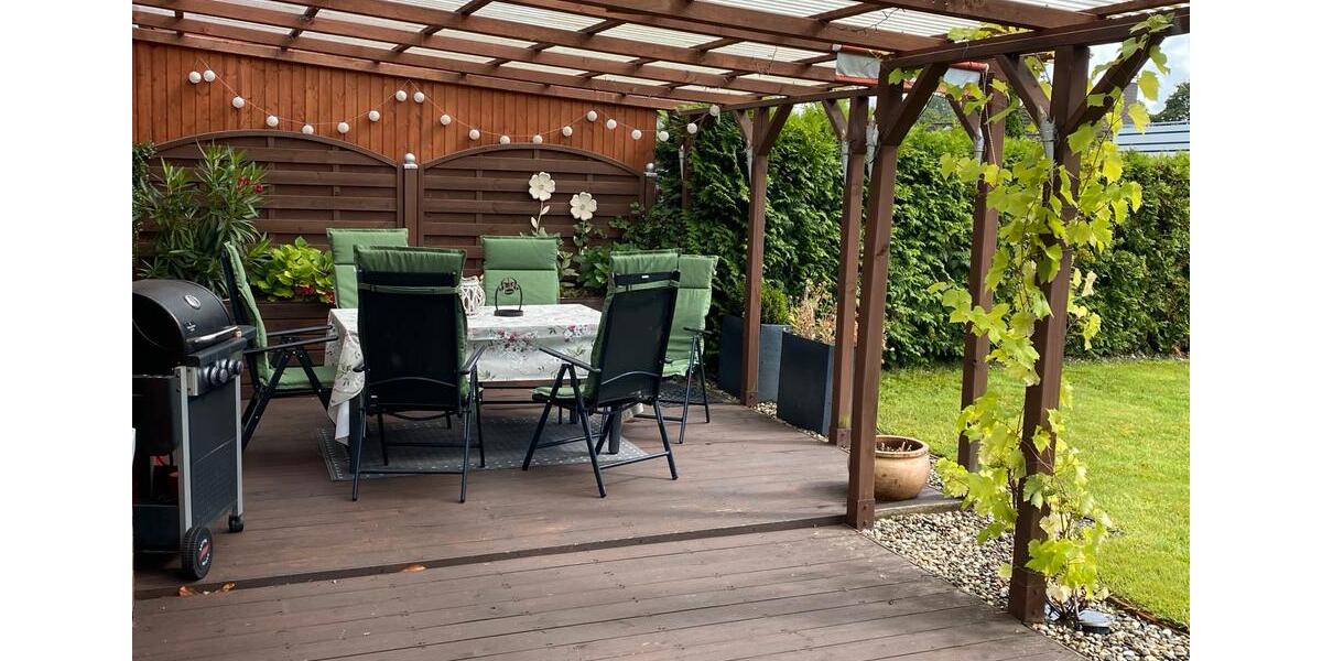 Reihenhaus Emden Tholenswehr - 4 Zimmer, 90 m&sup2;, 100&euro; | Angebot:24401832