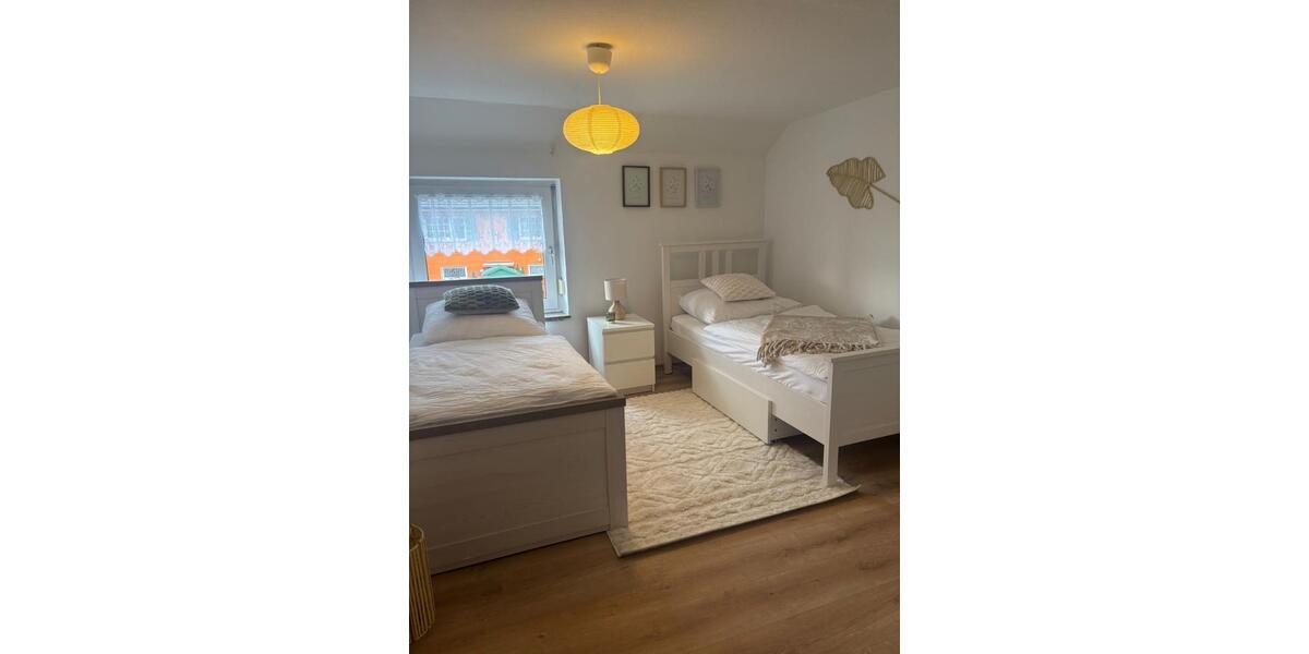 Wohnen auf Zeit Lünen Alstedde - 10 Zimmer, 177 m&sup2;, 15&euro; | Angebot:24789388