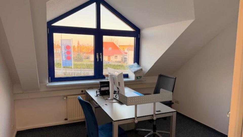 Gewerbeobjekt Schwerin Gartenstadt - 8&euro; | Angebot:24836452