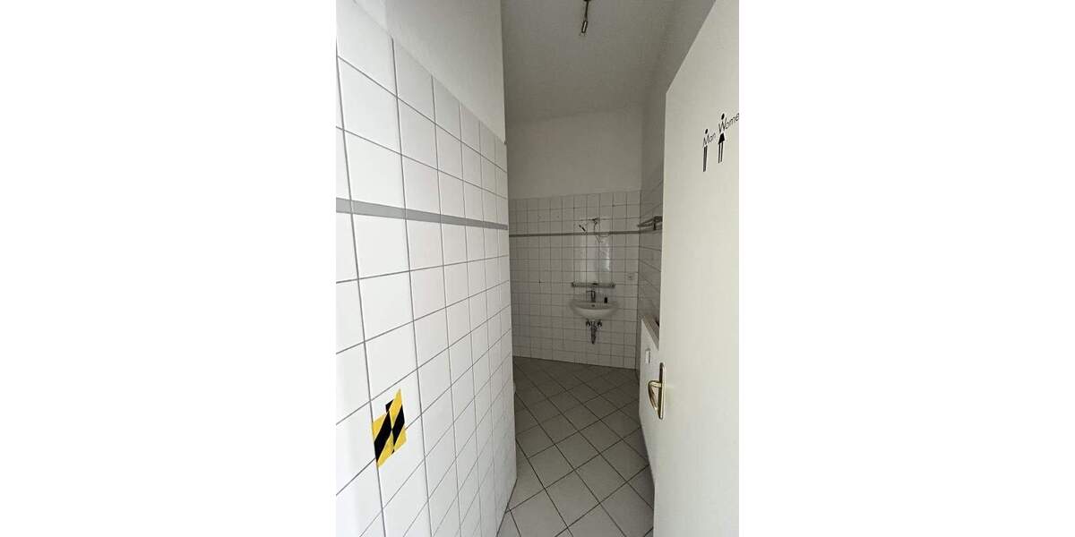 Etagenwohnung Hainichen - 2 Zimmer, 41 m&sup2;, 250&euro; | Angebot:24033891