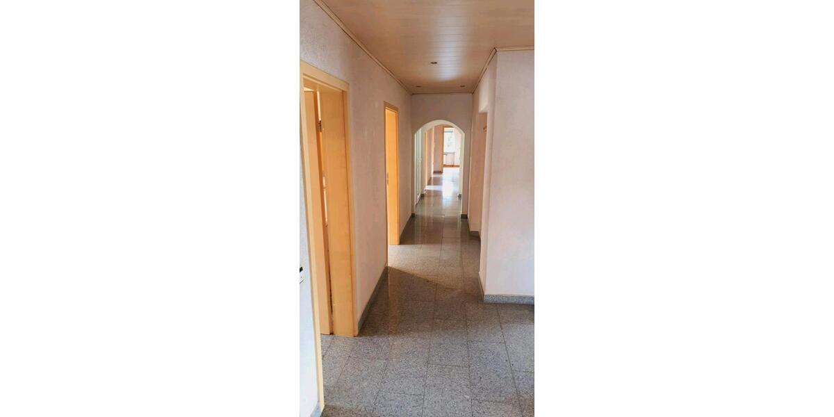 Etagenwohnung Ramstein-Miesenbach Miesenbach - 5 Zimmer, 190 m&sup2;, 1.350&euro; | Angebot:26597787