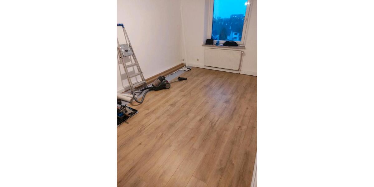 Etagenwohnung Solingen Central - 3 Zimmer, 72 m&sup2;, 600&euro; | Angebot:25205321