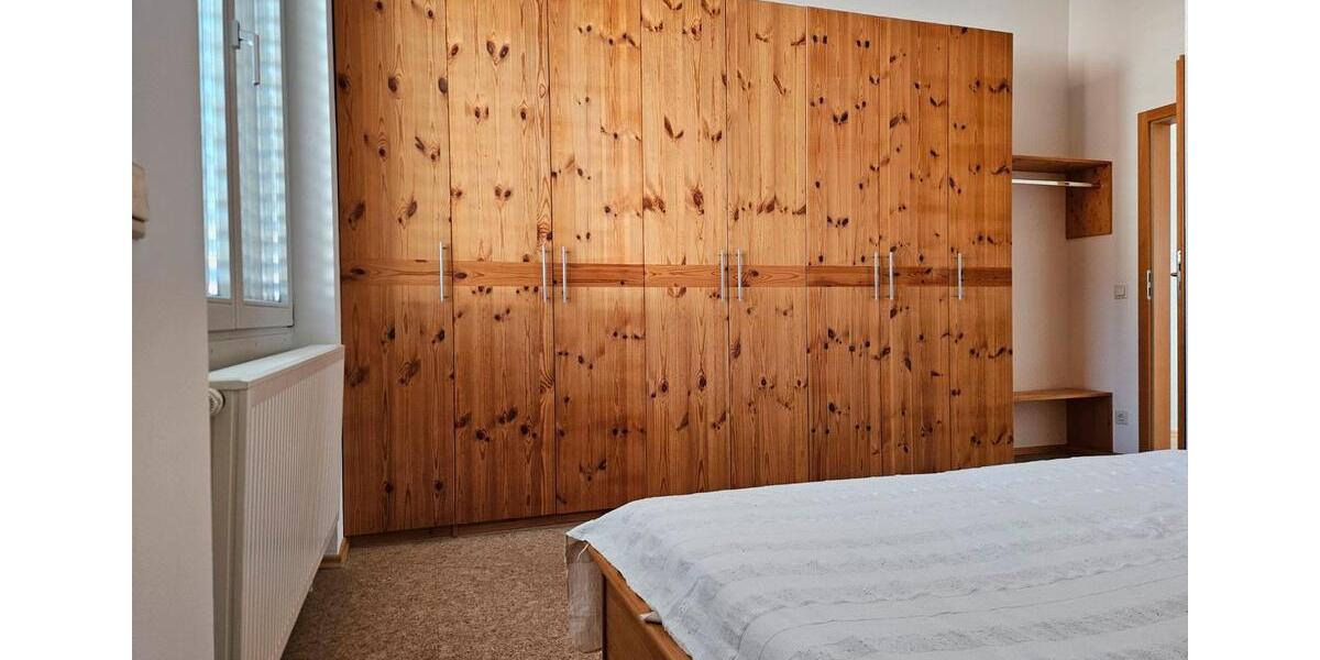 Einfamilienhaus Heroldsbach - 6 Zimmer, 178 m&sup2;, 2.100&euro; | Angebot:26300244