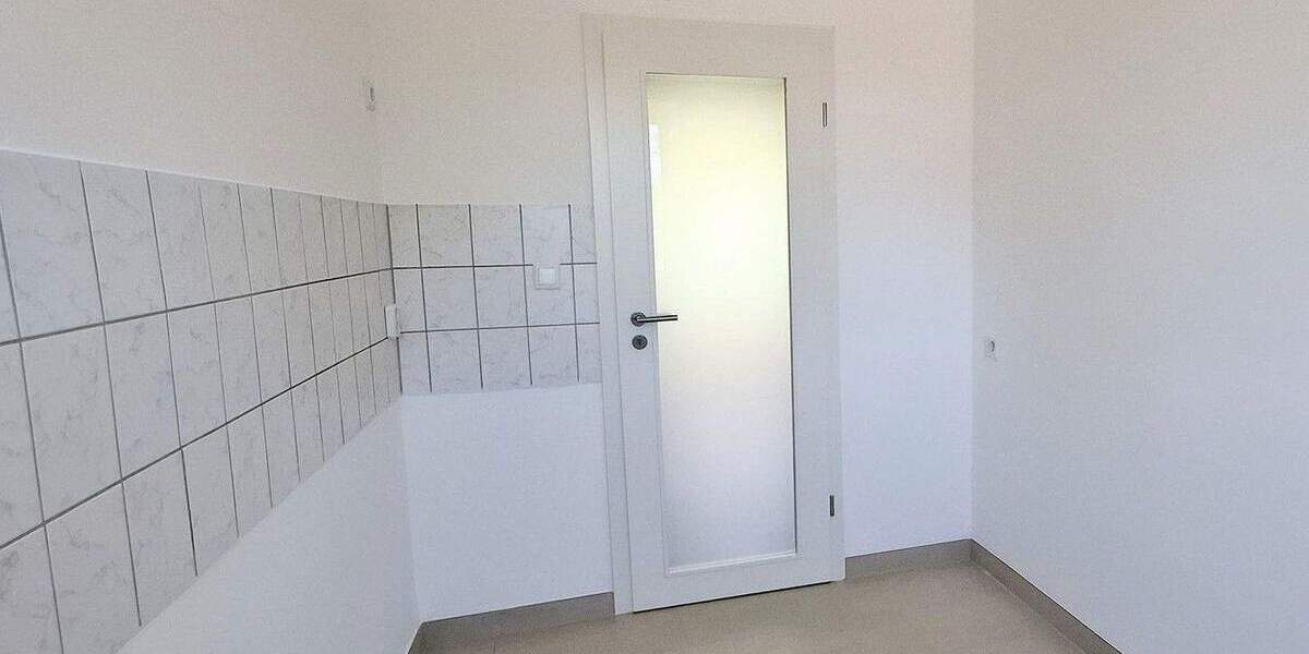 Etagenwohnung Bad Sülze - 3 Zimmer, 61 m&sup2;, 540&euro; | Angebot:26639060