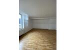 Dachgeschoßwohnung Moers - 3 Zimmer, 100 m&sup2;, 750&euro; | Angebot:22127287