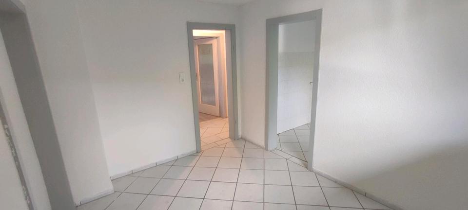 Etagenwohnung Steinau an der Straße - 3.5 Zimmer, 70 m&sup2;, 750&euro; | Angebot:26276560