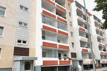 Wohnung Waren (Müritz) Waren - 2 Zimmer, 41 m&sup2;, 300&euro; | Angebot:26851587