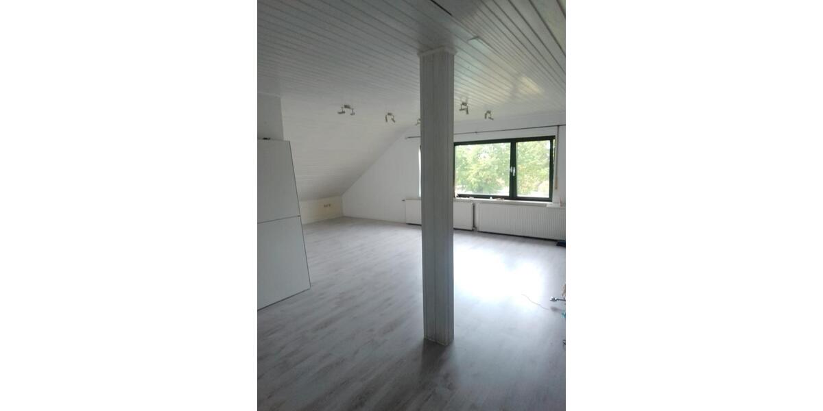 1,5 Zi. DG - WHG zu vermieten 1.5 zimmer