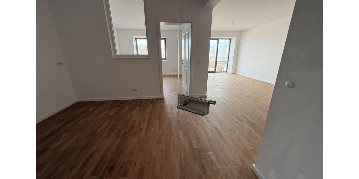 Etagenwohnung Magdeburg Neue Neustadt - 3 Zimmer, 89 m&sup2;, 886&euro; | Angebot:26132292