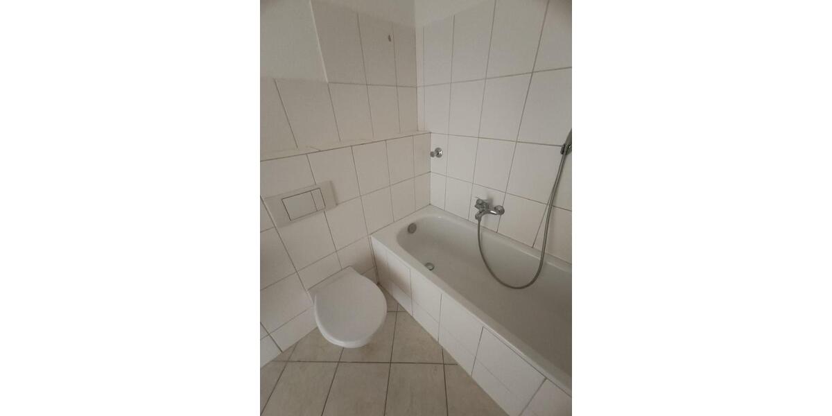 Etagenwohnung Wesel - 3 Zimmer, 82 m&sup2;, 820&euro; | Angebot:24614915