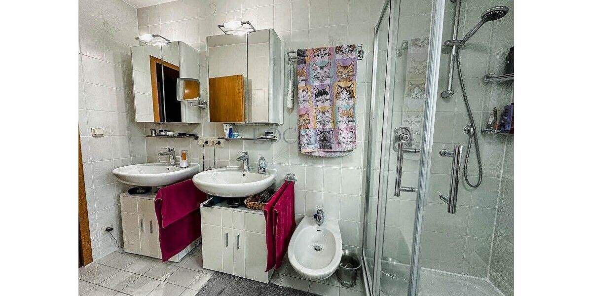 Etagenwohnung Markt Schwaben - 4 Zimmer, 108 m&sup2;, 1.950&euro; | Angebot:25701177