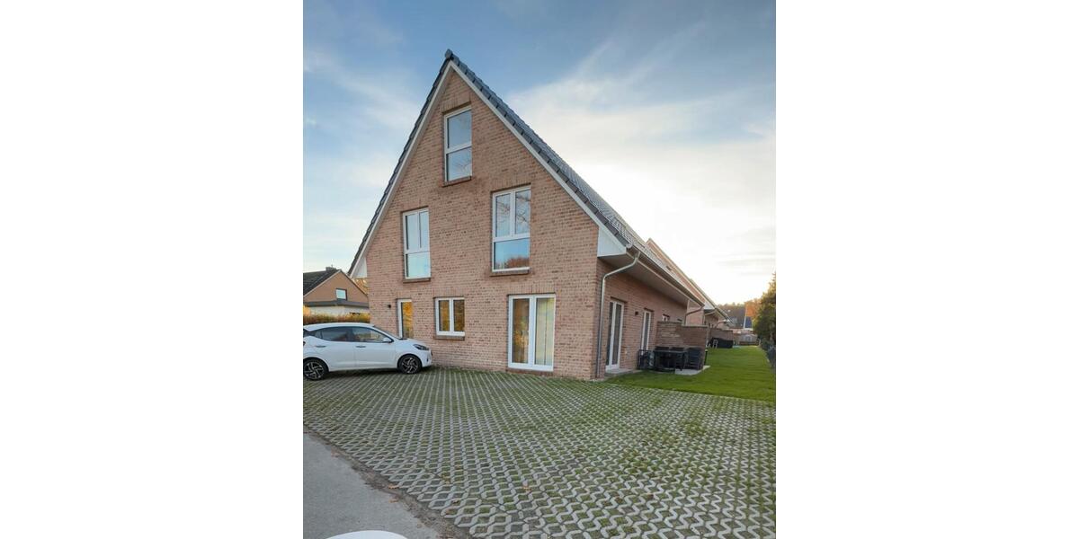 Doppelhaushälfte Großenaspe - 5 Zimmer, 140 m&sup2;, 1.750&euro; | Angebot:26009661