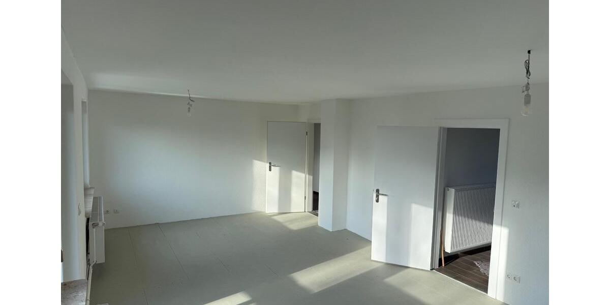 4-Zimmer-Wohnung, Erstbezug nach Sanierung auf dem Lande 4 zimmer