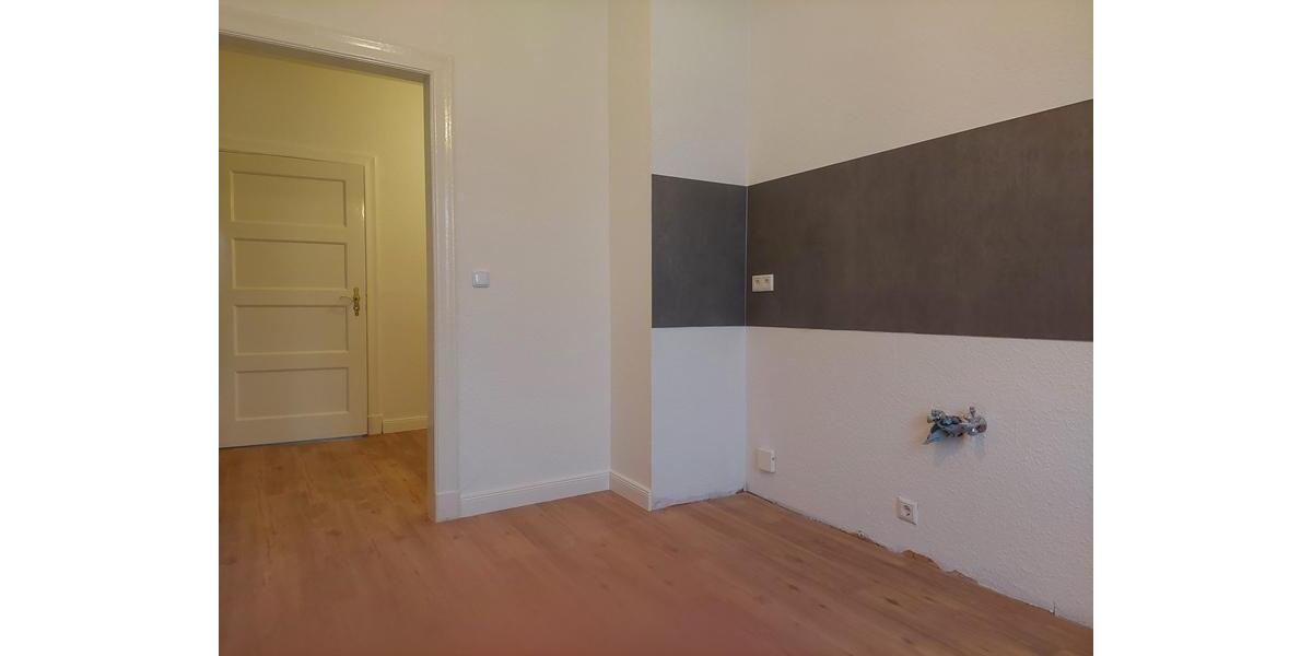 Etagenwohnung Schwerin - 4 Zimmer, 104 m&sup2;, 1.300&euro; | Angebot:25796796