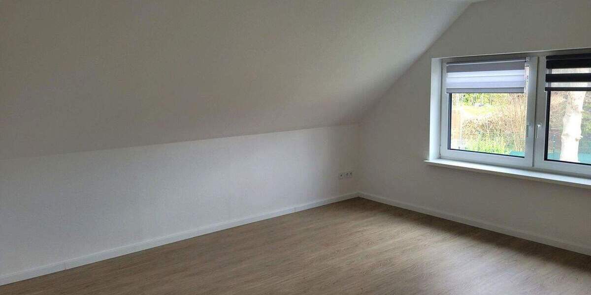 Etagenwohnung Bosau Hutzfeld - 3 Zimmer, 100 m&sup2;, 890&euro; | Angebot:24656807