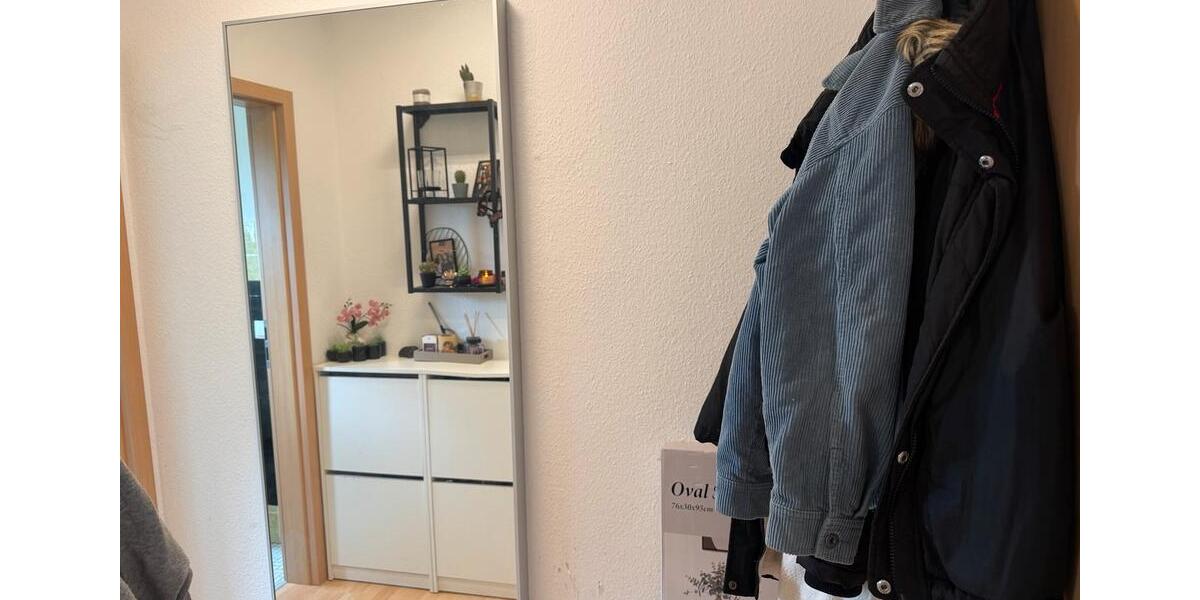 Erdgeschoßwohnung Gummersbach - 1 Zimmer, 35 m&sup2;, 300&euro; | Angebot:26546124