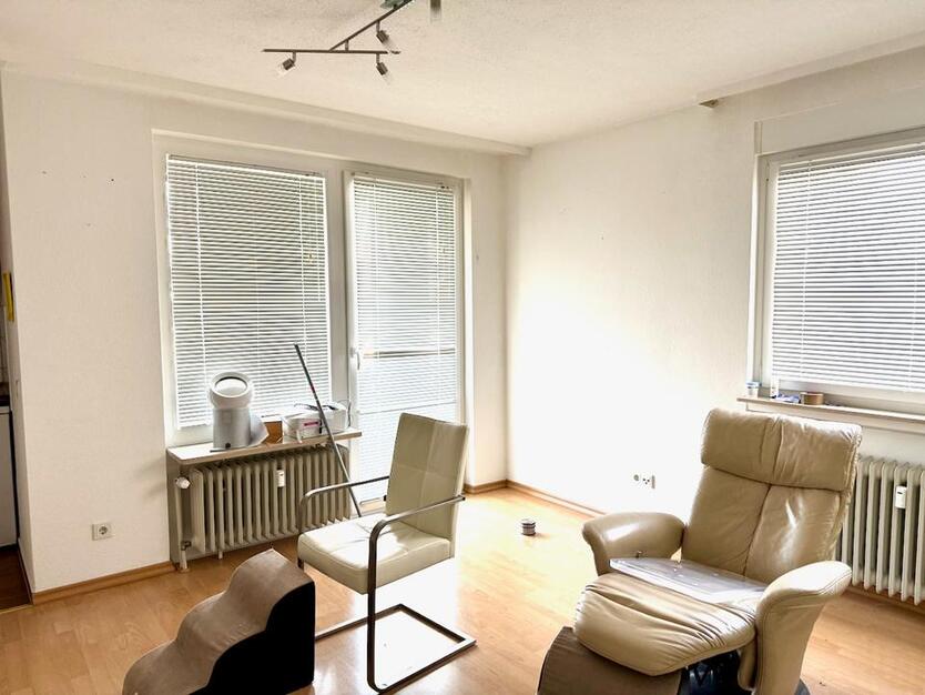 1 ZKB Keller PKW Stellplatz Uninah ruhig Aufzug