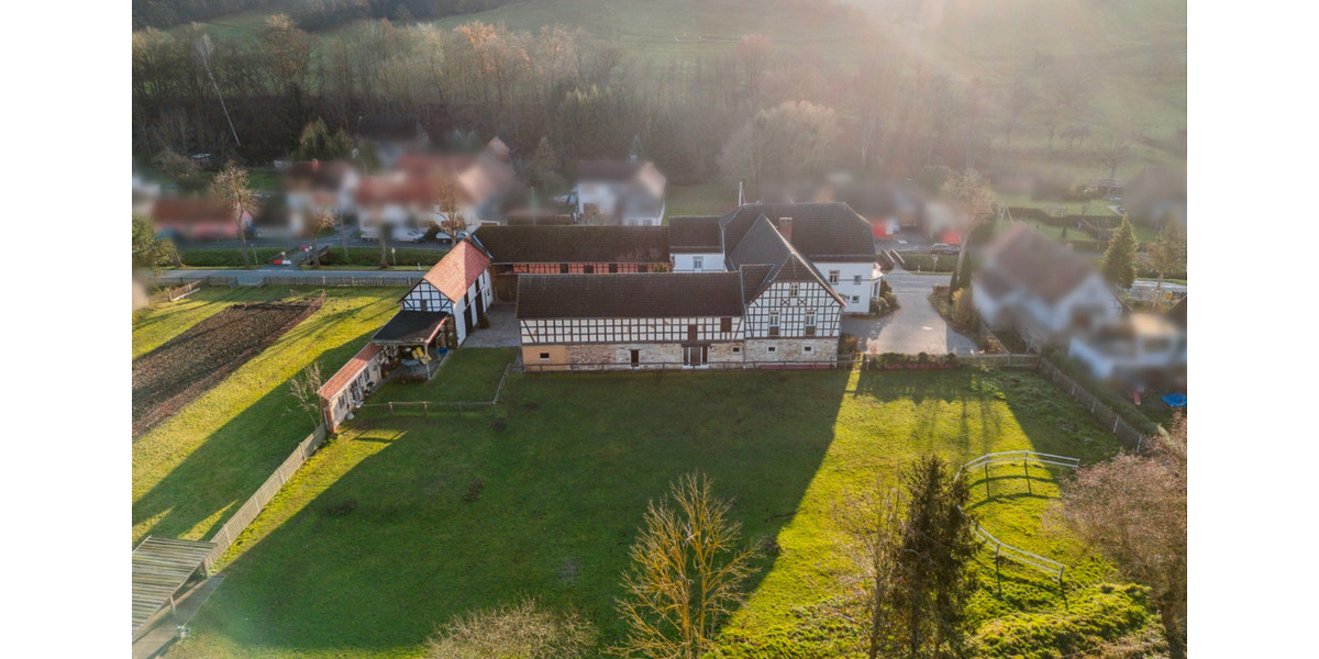 Etagenwohnung Stadtroda - 4 Zimmer, 102 m&sup2;, 1.000&euro; | Angebot:25027026