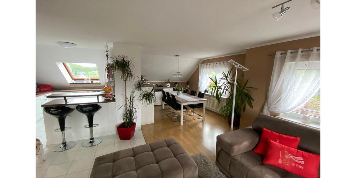 Dachgeschoßwohnung Burgthann - 4.5 Zimmer, 103 m&sup2;, 980&euro; | Angebot:25174904