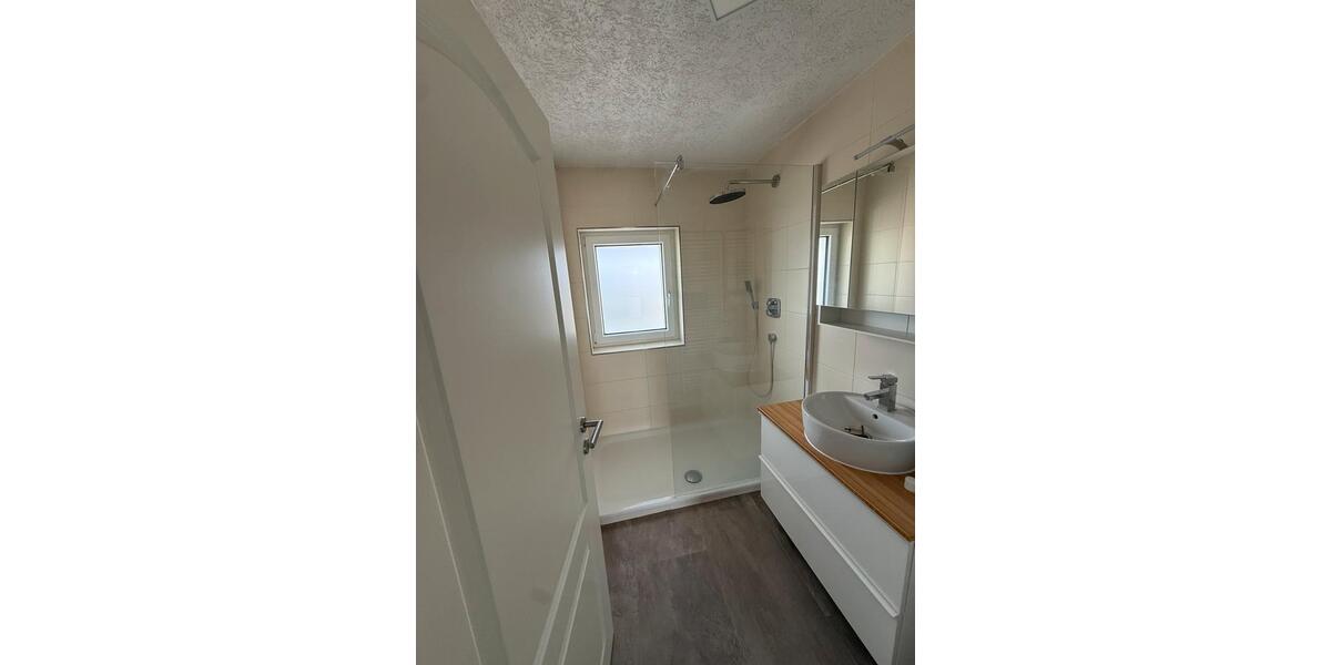 Etagenwohnung Rheinau - 2 Zimmer, 55 m&sup2;, 650&euro; | Angebot:26039079