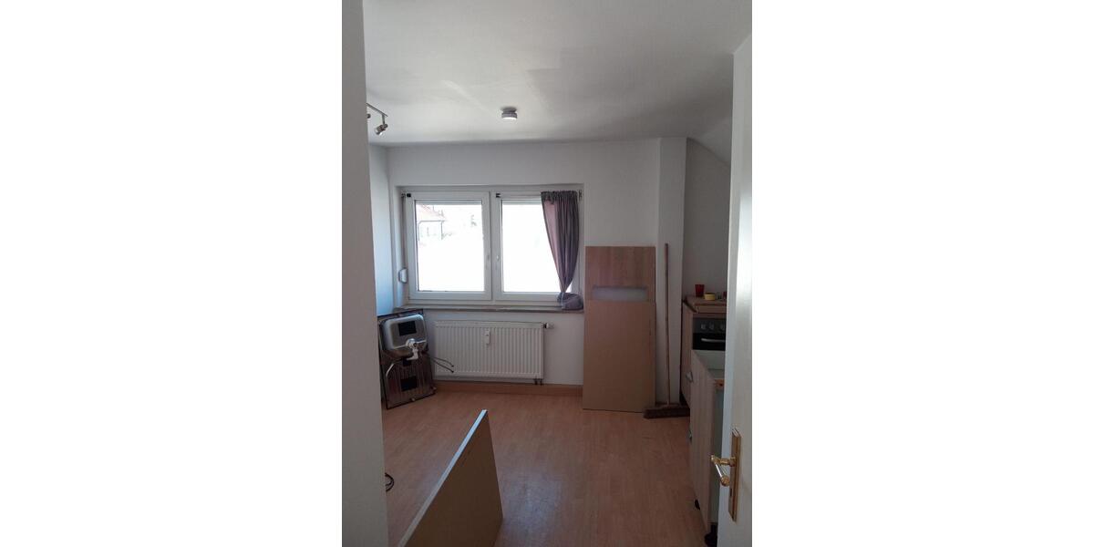 Dachgeschoßwohnung Ingolstadt Nordost - 2 Zimmer, 14 m&sup2;, 450&euro; | Angebot:26551189
