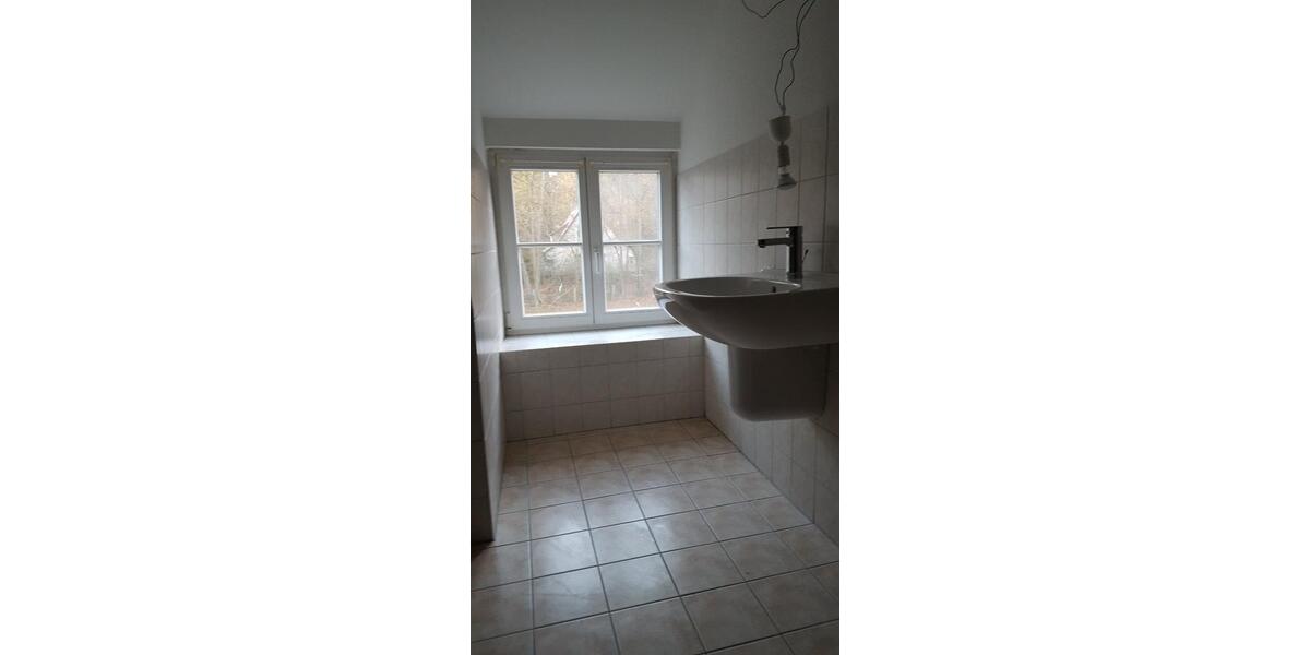 Einfamilienhaus Wolmirstedt - 8 Zimmer, 200 m&sup2;, 1.300&euro; | Angebot:24830733