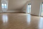 Dachgeschoßwohnung Roding - 4 Zimmer, 135 m&sup2;, 700&euro; | Angebot:25058112