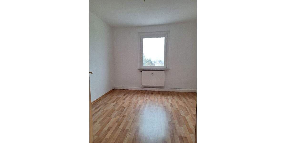 Etagenwohnung Arzberg - 3 Zimmer, 58 m&sup2;, 285&euro; | Angebot:25701632
