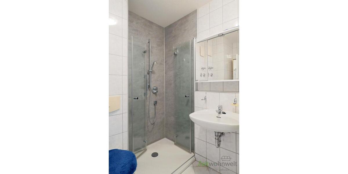 (12537_24) MGN: ruhige 2-Raum-Wohnung mit Aufzug und Balkon zum Innenhof, bodentiefe Dusche, EBK und Möbel mgl. - Etagenwohnung Meiningen | Angebot:27118364