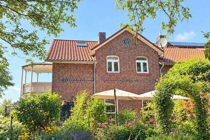 Wohnung Drochtersen - 3 Zimmer, 100 m&sup2;, 880&euro; | Angebot:27449149
