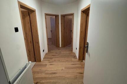 Wohnung Suhl - 4 Zimmer, 88 m&sup2;, 750&euro; | Angebot:25064854