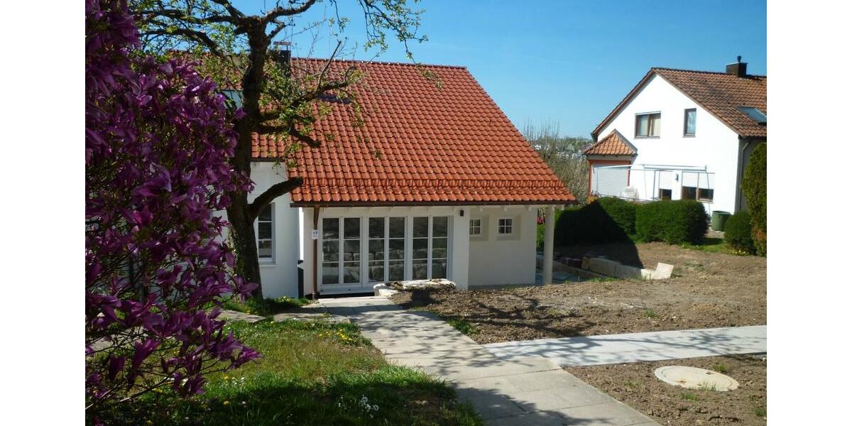 Reihenhaus Ostfildern - 8 Zimmer, 250 m&sup2;, 4.700&euro; | Angebot:26399281